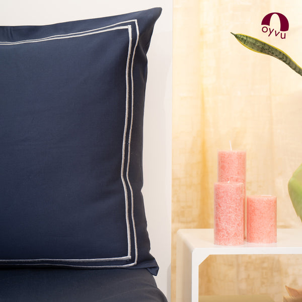 Silver Double Merrow on Navy, 700 TC, Pillow Cover
