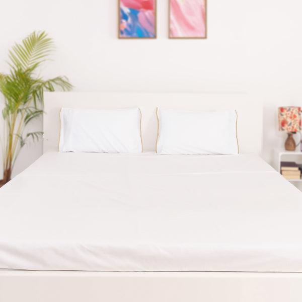 Gold Flange on White Percale, 300 TC Bedsheet Set